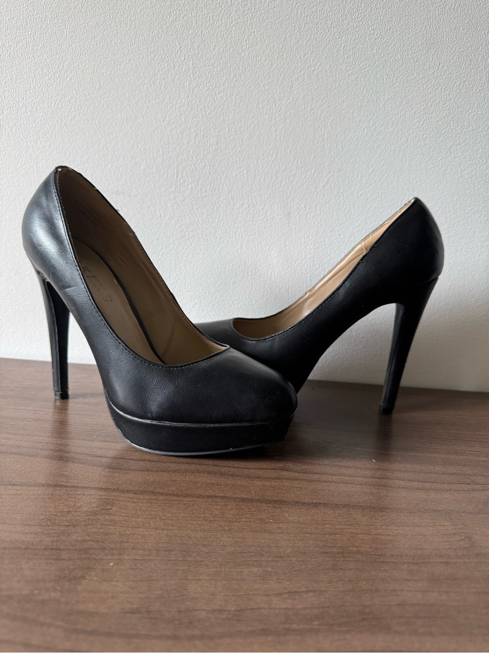 Classic Black Platform High Heel Pumps - Women's